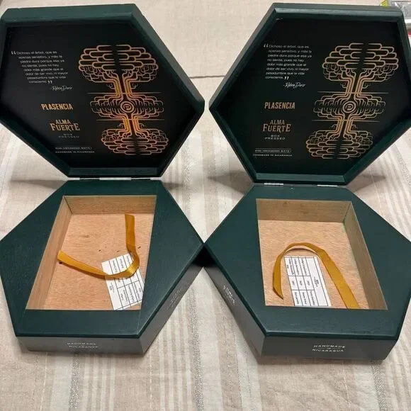 Plasencia Alma Fuente Empty Cigar Box Lot of 2 - Picture 4 of 6